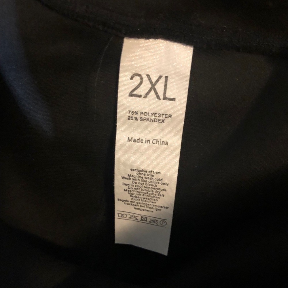 Black High Waisted Biker Shorts with Pockets Plus Size 2XL Athletic Yoga - Picture 6 of 6